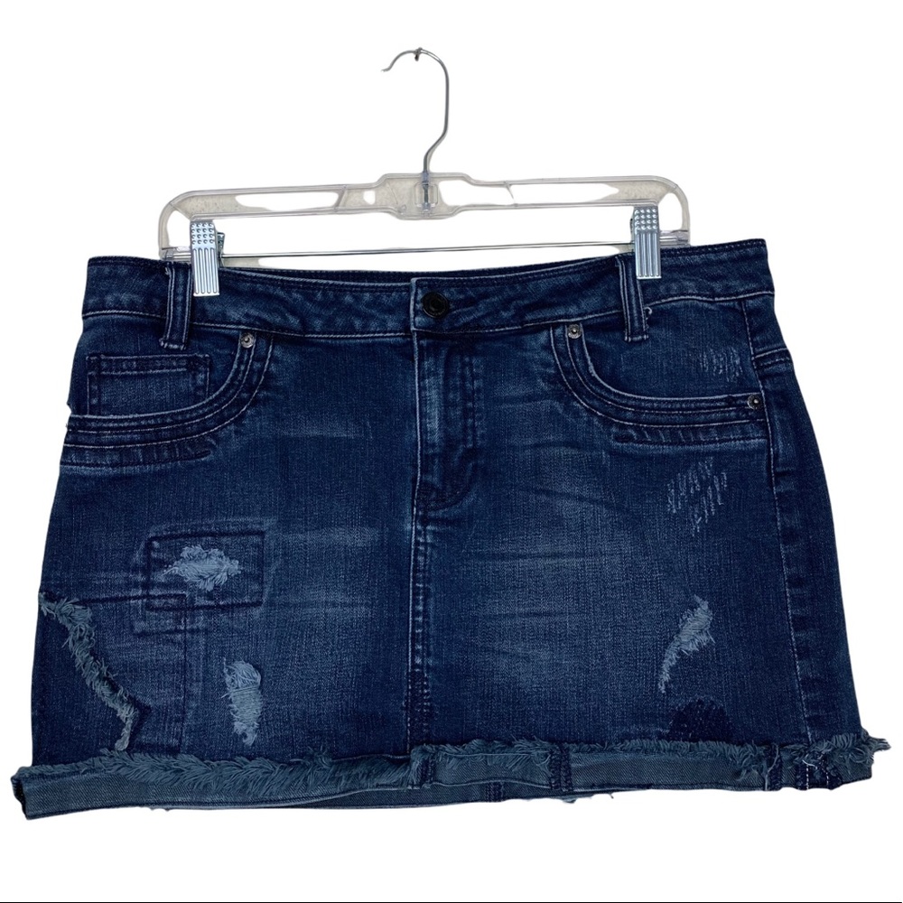 London Jean Distressed Embroidered Rolled Raw Hem Denim Jean Mini Skirt 10